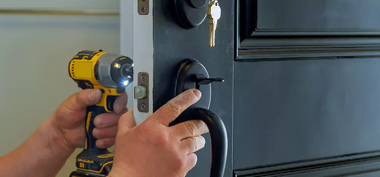 Commercial Door Lock Installation Montreal