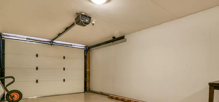 Top-Rated Garage Door Opener Installation in Montreal, QC
