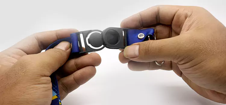 Our Professional Key Fob Installation Process in Montreal, QC